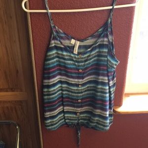 Hang Ten top 🔴 5 for $15